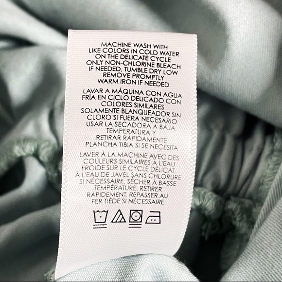 CABI Alexa Romper | M - Picture 6 of 8